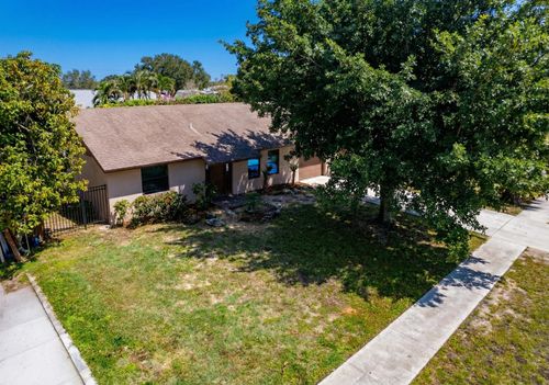 7370 Sunny Hill Ter, Lantana, FL, 33462-5236 | Card Image