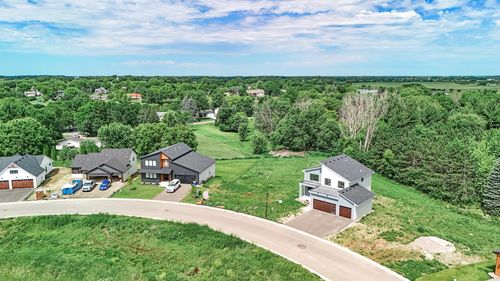 9976 14th Cir Ne, Saint Michael, MN, 55376-7569 | Card Image