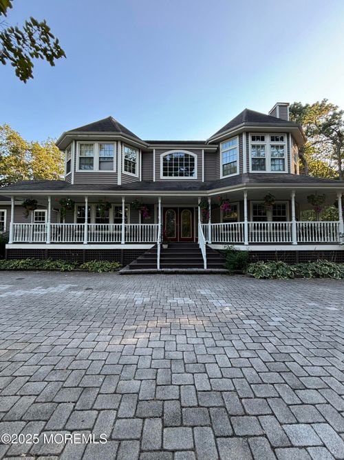 82 Mary Bell Rd, Stafford Twp, NJ, 08050-7824 | Card Image