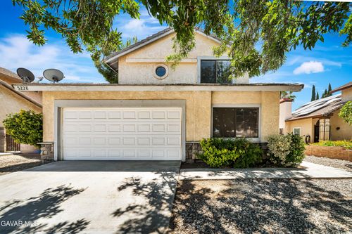 3228 W Avenue K4, Lancaster, CA, 93536-6630 | Card Image