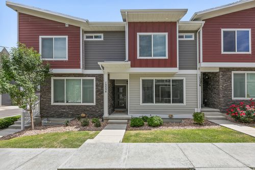 15524 S Democracy Dr, Bluffdale, UT, 84065-1941 | Card Image