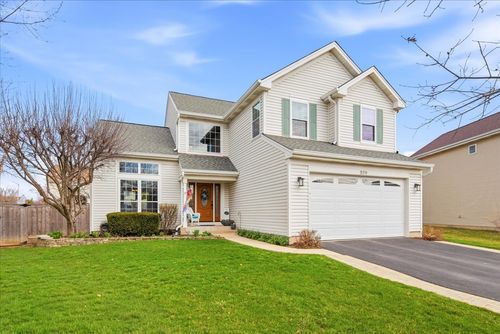 334 S Clearview Cir, Round Lake, IL, 60073-4210 | Card Image