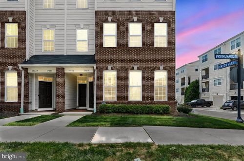 19441 Promenade Dr, LEESBURG, VA, 20176-6524 | Card Image