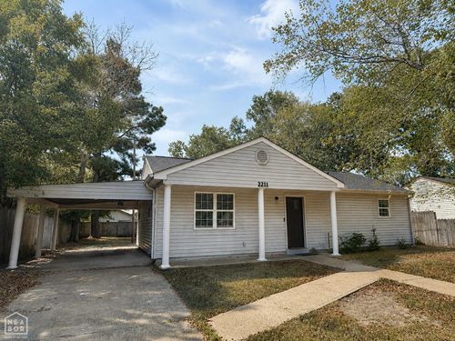2211 Sutton Dr, Jonesboro, AR, 72401-6451 | Card Image