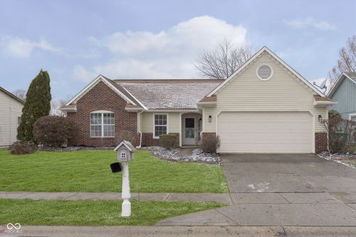 7806 Camberwood Drive, Indianapolis, IN, 46268 | Card Image