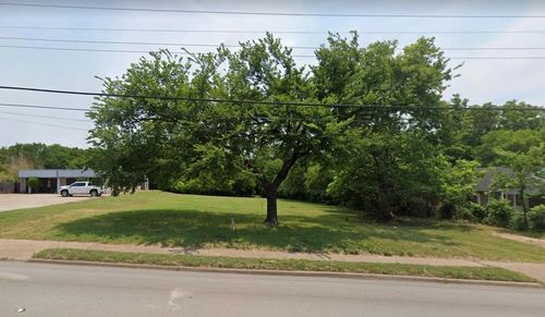 1322 S Main St, Duncanville, TX, 75137-3210 | Card Image