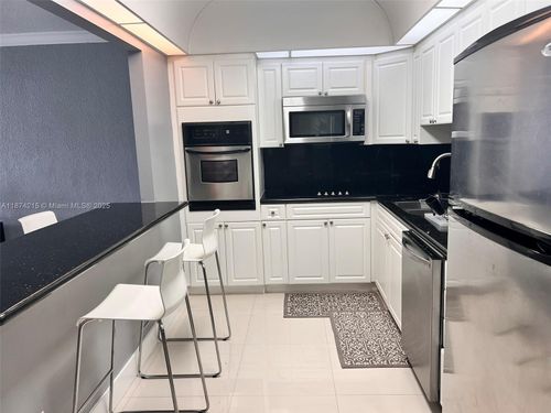 apt-601-19380 Collins Ave, Sunny Isles Beach, FL, 33160-2275 | Card Image