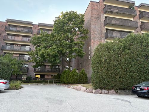 apt-304-920 Vose Dr, Gurnee, IL, 60031-4101 | Card Image