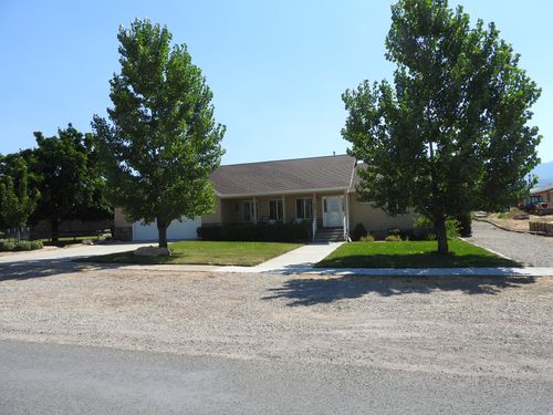 665 S 600 E, Mt Pleasant, UT, 84647-5652 | Card Image