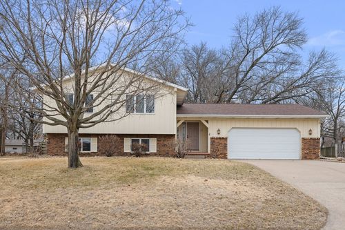 1141 Mark St, Colona, IL, 61241-9654 | Card Image