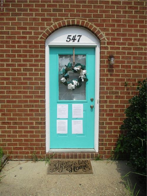 547 Barberton Dr, Virginia Beach, VA, 23451-6319 | Card Image
