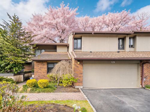 129-129 Golf View Dr, Jericho, NY, 11753-2820 | Card Image