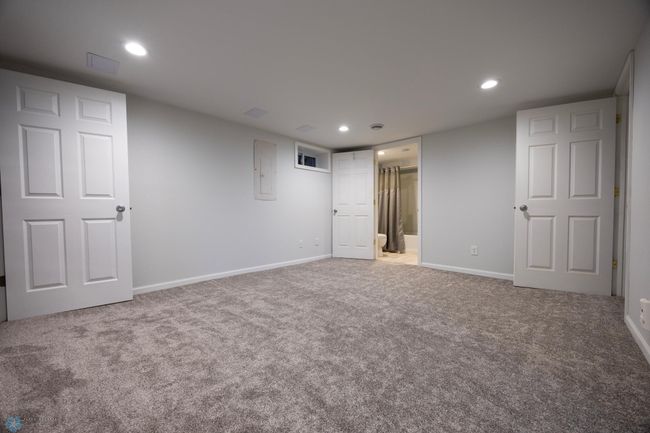 Bonus Area / Game Room | Image 19