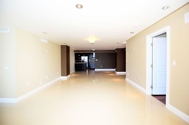 APT-2806 - 1360 S Ocean Blvd, Condo with 2 bedrooms, 2 bathrooms and null parking in Pompano Beach FL | Image 9