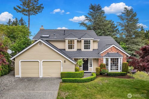 24544 Se 43rd Pl, Sammamish, WA, 98029-7542 | Card Image