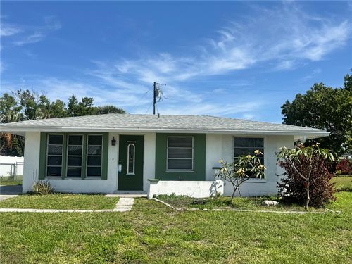 166 Dartmouth Dr Nw, PORT CHARLOTTE, FL, 33952-8041 | Card Image