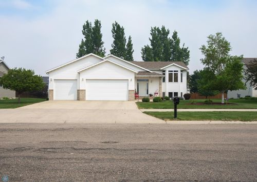 1010 4th Ave Ne, Dilworth, MN, 56529-1275 | Card Image