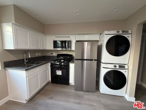 6-3568 S Budlong Ave, Los Angeles, CA, 90007-3417 | Card Image