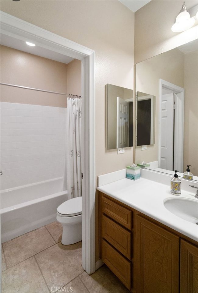 laundry entry | Image 13