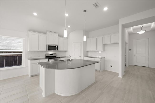 921 Beverly Kitchen2 | Image 5