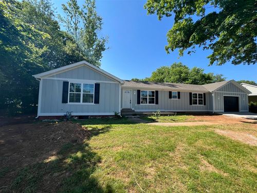 768 Covington St, Bowling Green, KY, 42103-1646 | Card Image