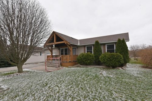 9907 Eric St, Thedford, ON, N0M2N0 | Card Image
