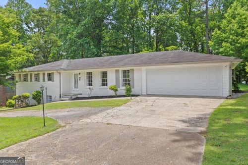 6181 Shallow Wood Ln, Douglasville, GA, 30135-5435 | Card Image