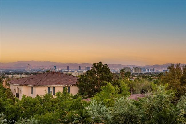 1200 Dry Point Ct, House other with 5 bedrooms, 5 bathrooms and null parking in Las Vegas NV | Image 53