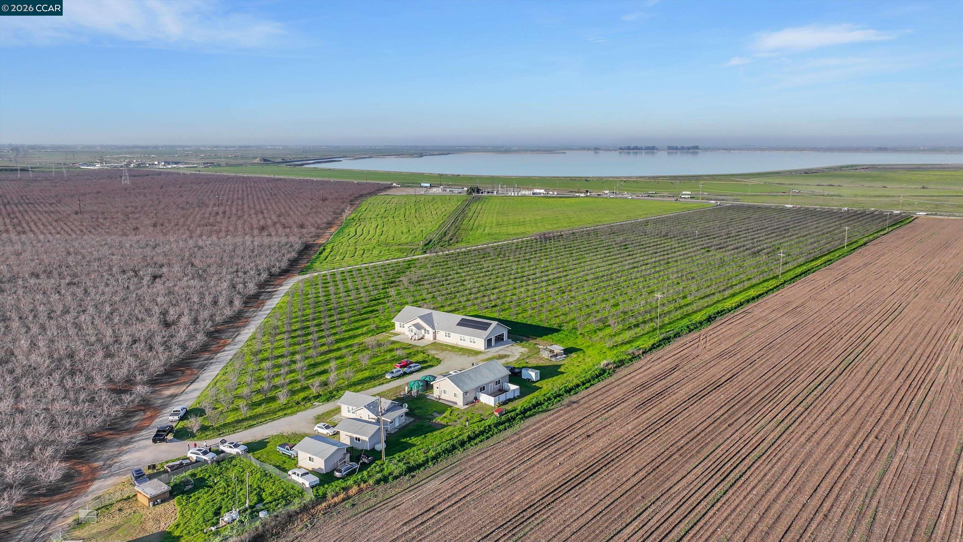 Land in Byron 4