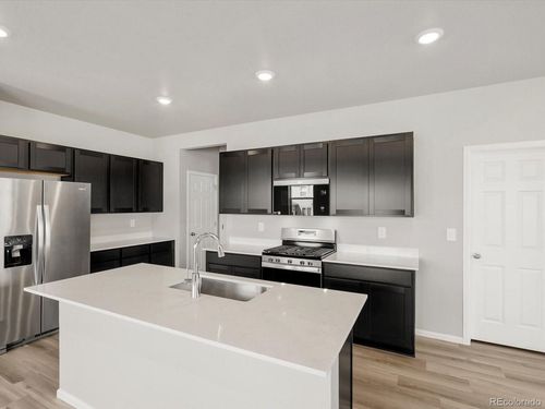 513 97th Ave, Greeley, CO, 80634-4592 | Card Image