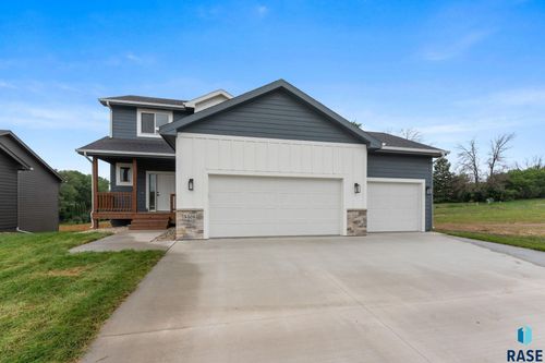 5405 W Cushman St Street, Sioux Falls, SD, 57107 | Card Image