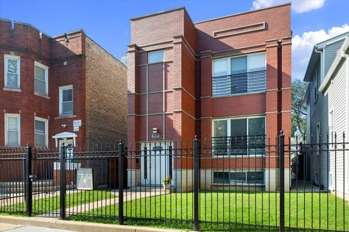 2-3528 Shakespeare Ave, Chicago, IL, 60647-3524 | Card Image