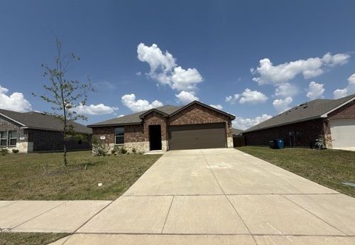 611 Chuck Wagon Dr, Josephine, TX, 75189-5461 | Card Image