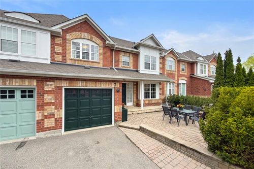 3-199 Hillcrest Ave, Mississauga, ON, L5B4L5 | Card Image