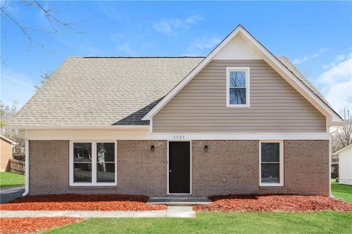 3509 Cedar Post Rd, Winston Salem, NC, 27127-7350 | Card Image