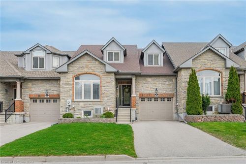 8 Pamela Lane, Cambridge, ON, N1R8P4 | Card Image
