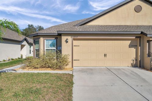 8949 Southern Charm Cir, BROOKSVILLE, FL, 34613-6853 | Card Image