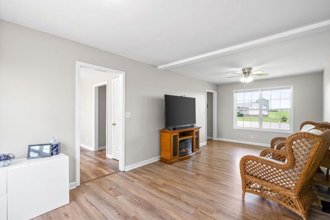 102 Pepper Ct, House other with 3 bedrooms, 3 bathrooms and 1 parking in Oak Grove KY | Image 8