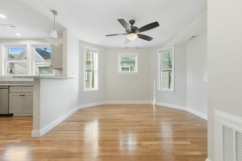 1-6 Benson St, Boston, MA, 02135-1306 | Card Image