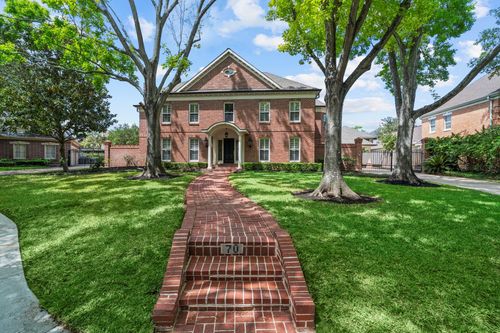 70 Pipers Walk, Sugar Land, TX, 77479-2516 | Card Image