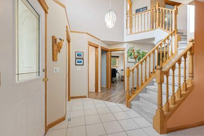 66 Tuscany Hills Pt Nw, House detached with 5 bedrooms, 3 bathrooms and 4 parking in Calgary AB | Image 2