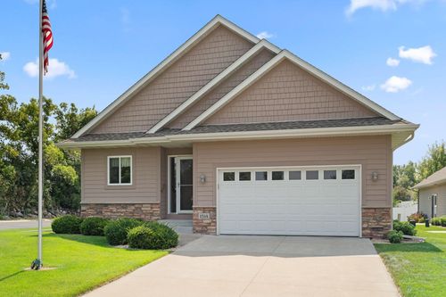 1514 3rd St Se, New Prague, MN, 56071-2481 | Card Image