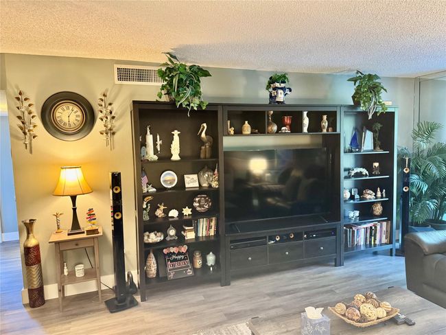 APT-1307 - 1800 N Lauderdale Ave, Condo with 2 bedrooms, 2 bathrooms and null parking in North Lauderdale FL | Image 11