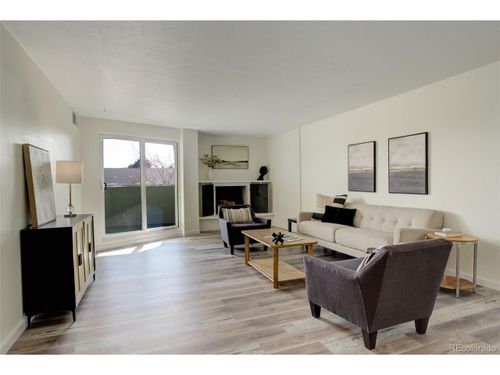 403-7255 E Quincy Ave, Denver, CO, 80237-2209 | Card Image