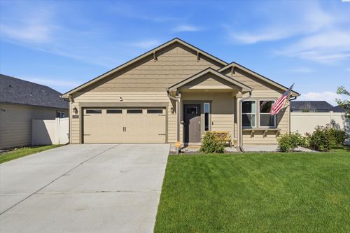 4110 Sturdee Ln, Pasco, WA, 99301-4899 | Card Image