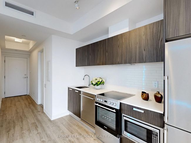 3302 - 50 Charles St E, Condo with 0 bedrooms, 1 bathrooms and null parking in Toronto ON | Image 7