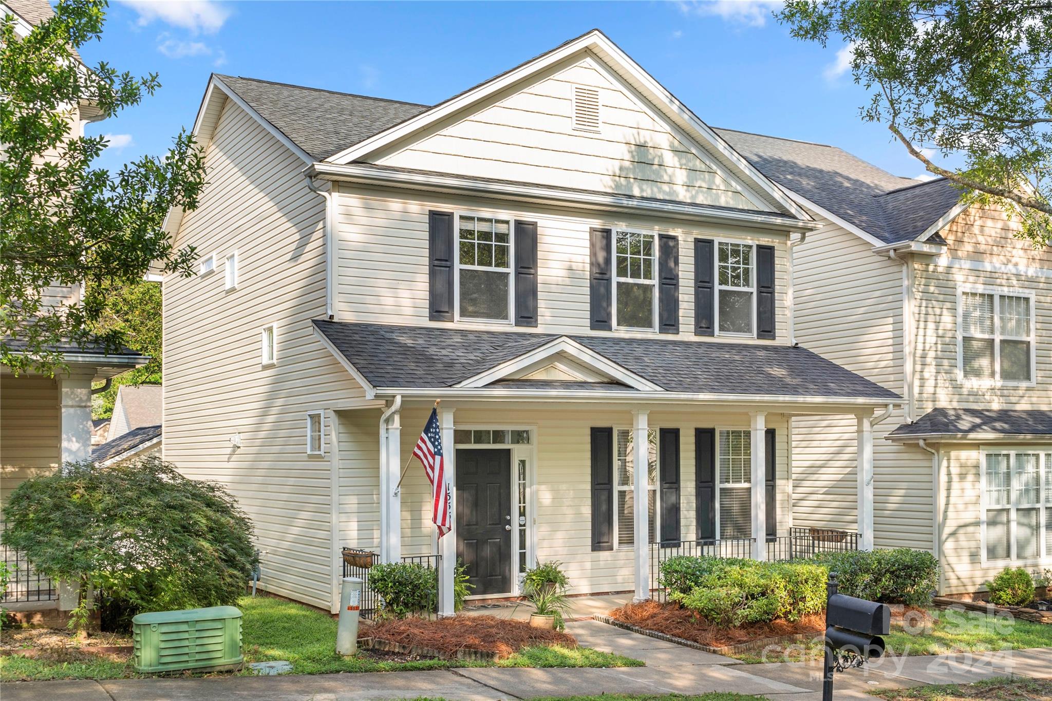 Crossing Gate Dr, Cornelius, NC 28031
