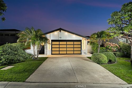 10 White Water Dr, Corona del Mar, CA, 92625 | Card Image