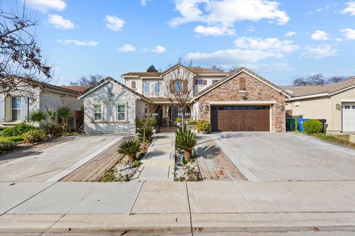 9820 Spring View Way, Elk Grove, CA, 95757-3233 | Card Image