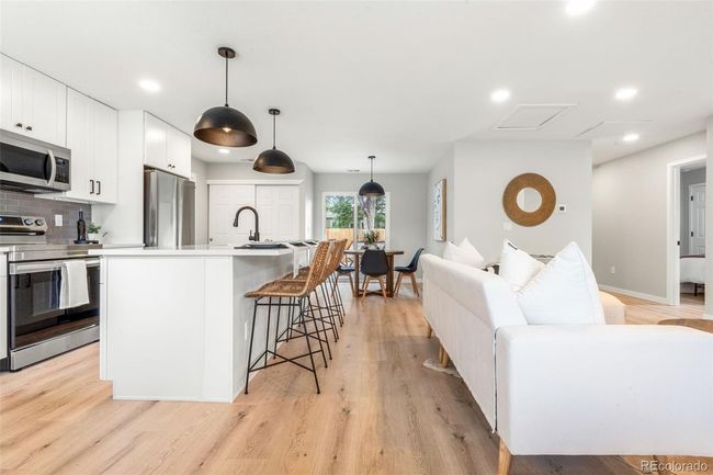 3061 S Glencoe St, House other with 3 bedrooms, 2 bathrooms and 5 parking in Denver CO | Image 9